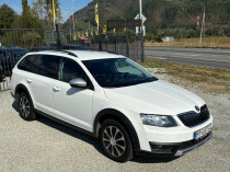 Škoda Octavia Combi SCOUT2.0 TDI DSG 4x4| img. 10