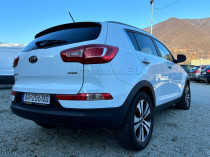 Kia Sportage 2.0 CRDi VGT 4WD EX A/T| img. 9